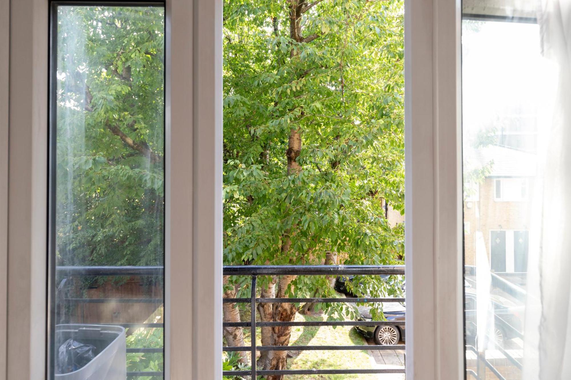 Cosy 2 Bedroom Flat In Manor House London Exteriör bild