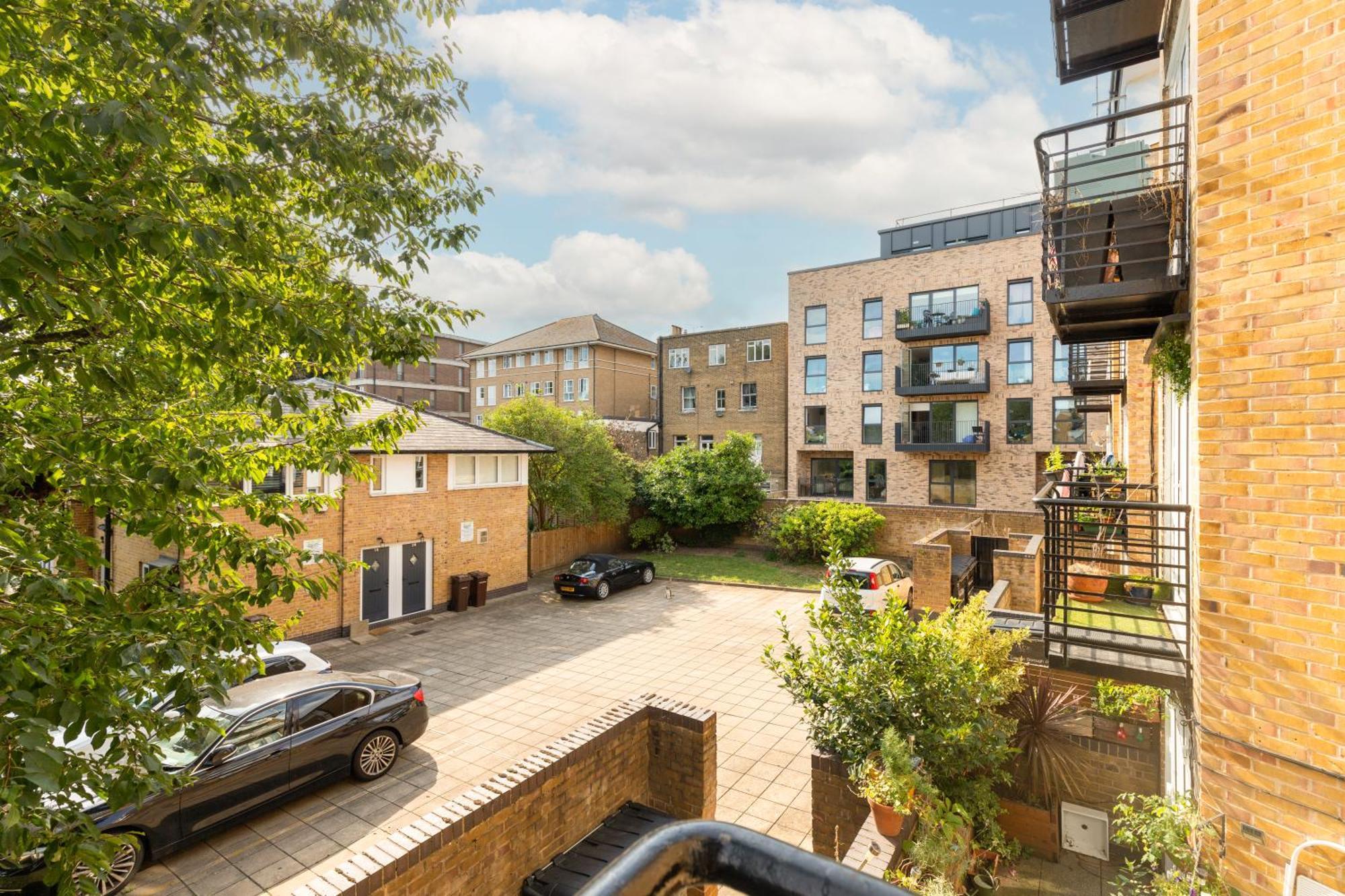 Cosy 2 Bedroom Flat In Manor House London Exteriör bild